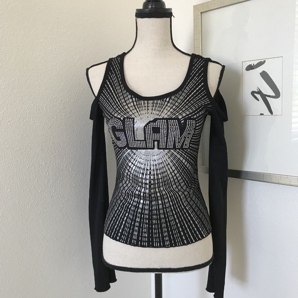 🌹🌹Cold Shoulder Top size M Juniors Black